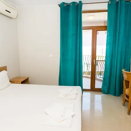 Garden Luxurios A9 Apartment *