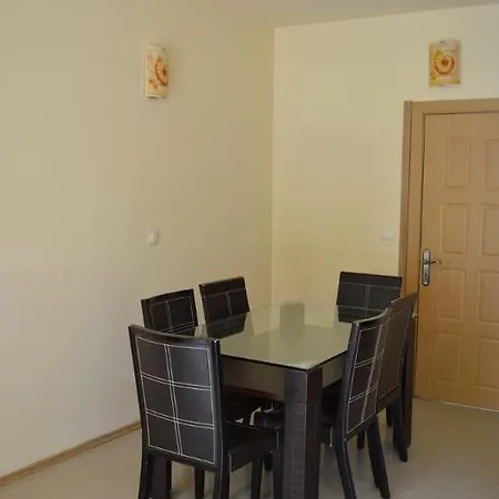 Garden Luxurios A9 Apartment *
