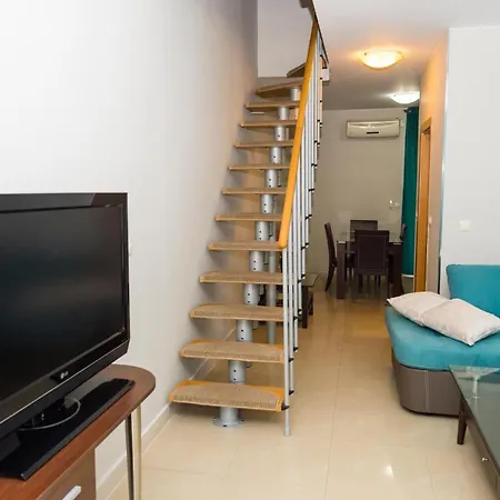 Garden Luxurios A9 Apartment
